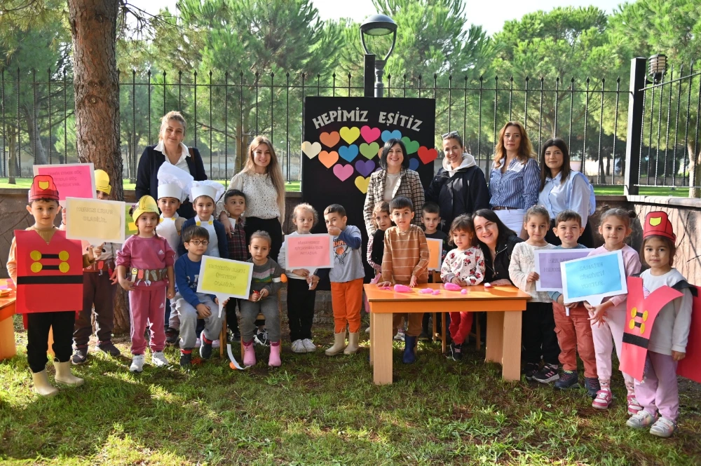 Minikler 11 Ekim’de Eşitliği Oyunlarla Öğrendi