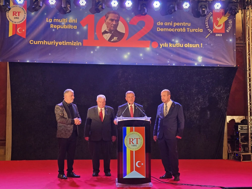 Selçuk Özdağ’a Romanya’da “En Başarılı Muhalefet Milletvekili” Ödülü