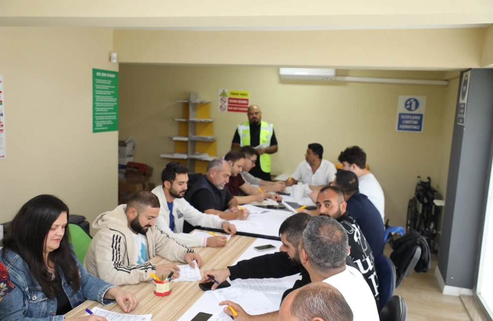 ŞEHZADELER BELEDİYESİ PERSONELİNE İŞ GÜVENLİĞİ EĞİTİMİ