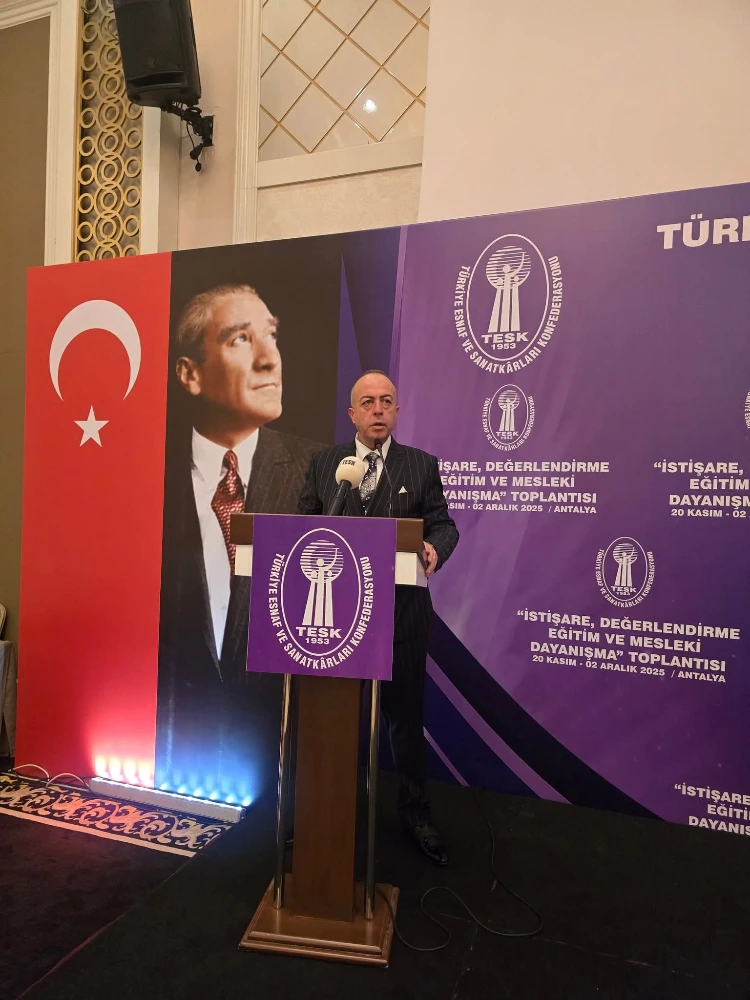 Pazarcı Esnafının Sorunları Antalya’da Görüşüldü