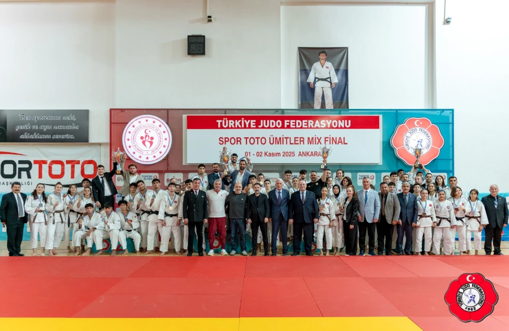Manisa BBSK Judo Takımı Türkiye İkincisi Oldu