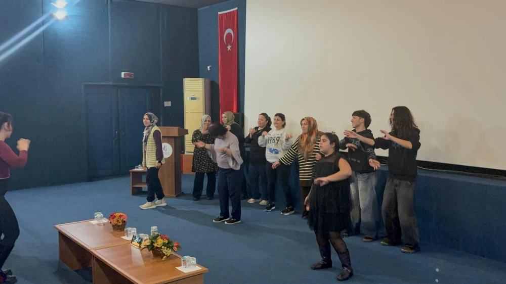 MHA şöyle dedi:  Manisa Otizm Derneği’nden 3 Aralık farkındalık buluşması