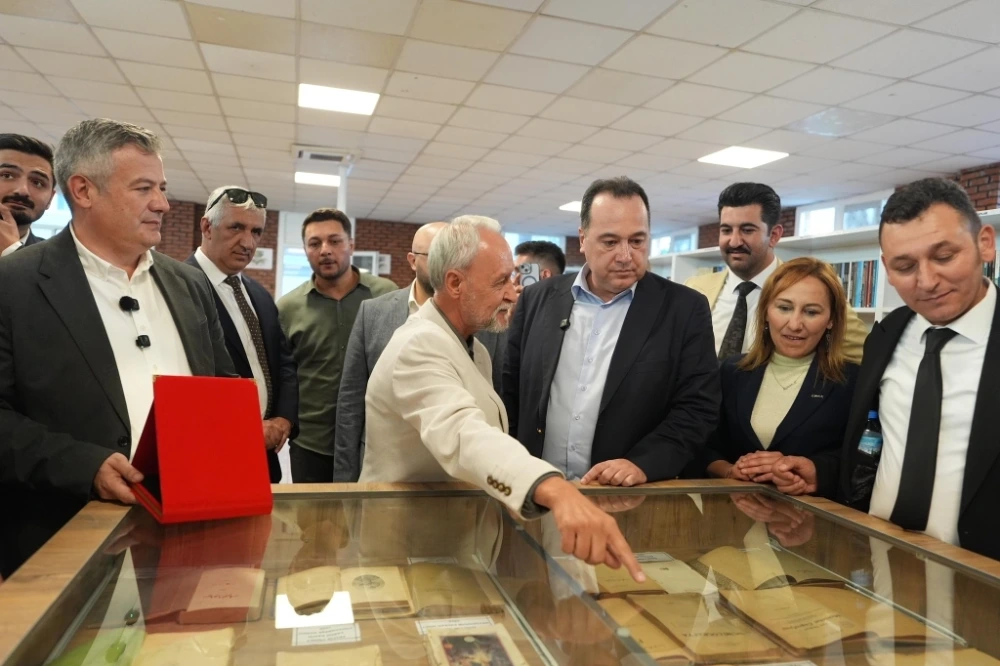 Atatürk Çocukları Ferdi Zeyrek Kütüphaneleri bağış bekliyor