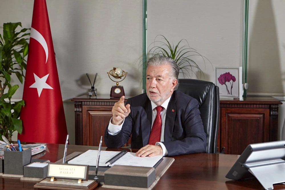 İESOB Başkanı Yalçın Ata: “Esnaf Her Zaman Demokrasinin Yanında”