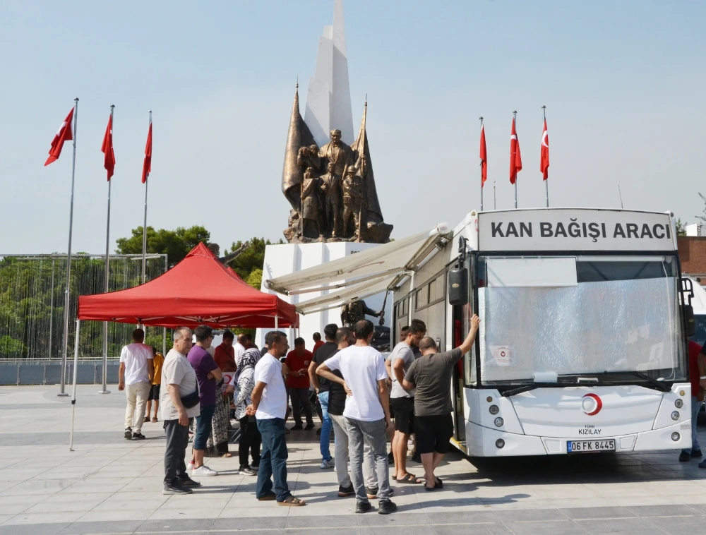 15 Temmuz’da Manisa’da 424 Ünite Kan Bağışı Yapıldı