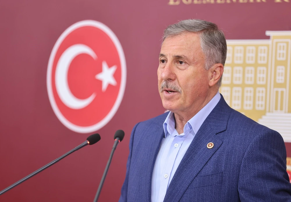 Selçuk Özdağ’dan Hükümete İsrail İle Ticaret Tepkisi