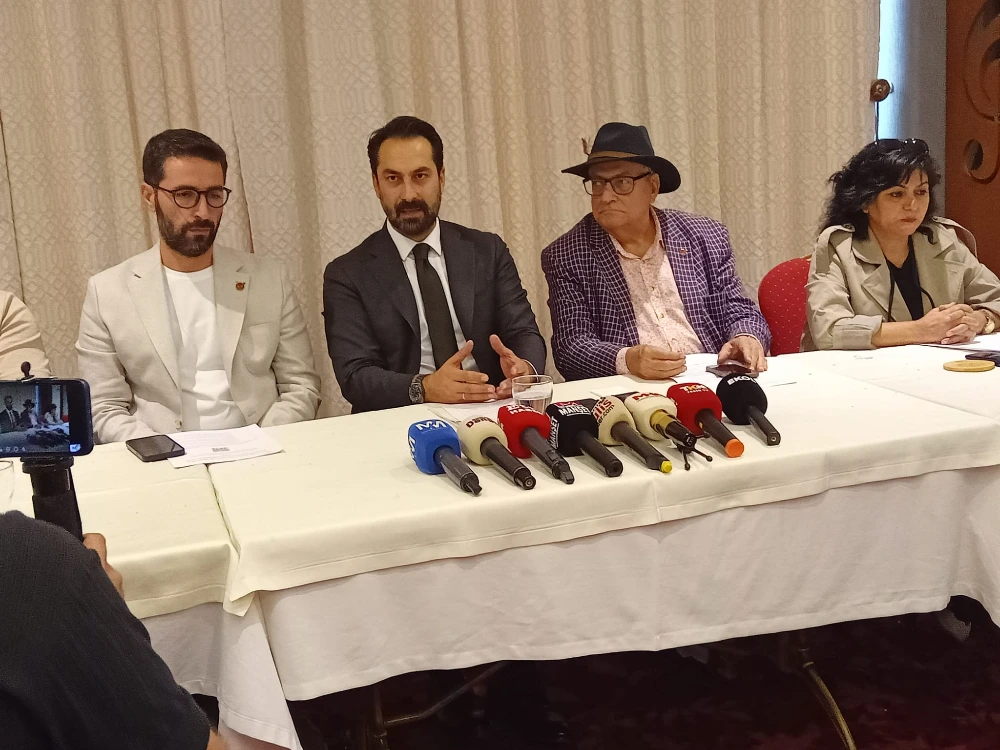 Arınç: “Manisa’nın Kalkınması İçin Çalışmalarımızı Sürdüreceğiz”